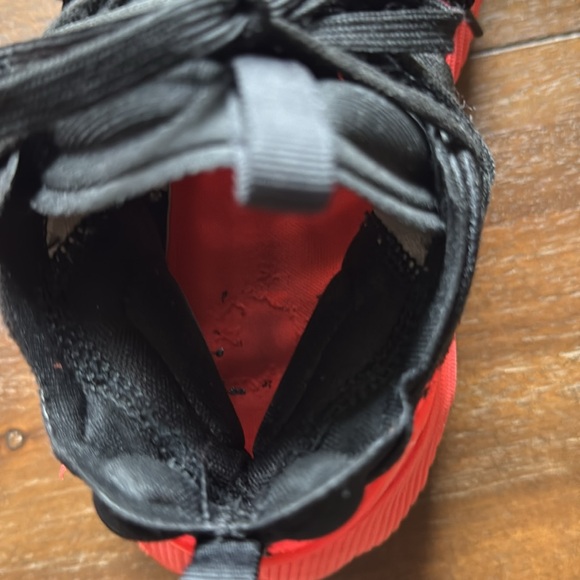 Sz 6.5 (wmn 7.5) Adidas Trae Young 3 Solar Red Black Basketball sneakers shoes - Picture 10 of 16